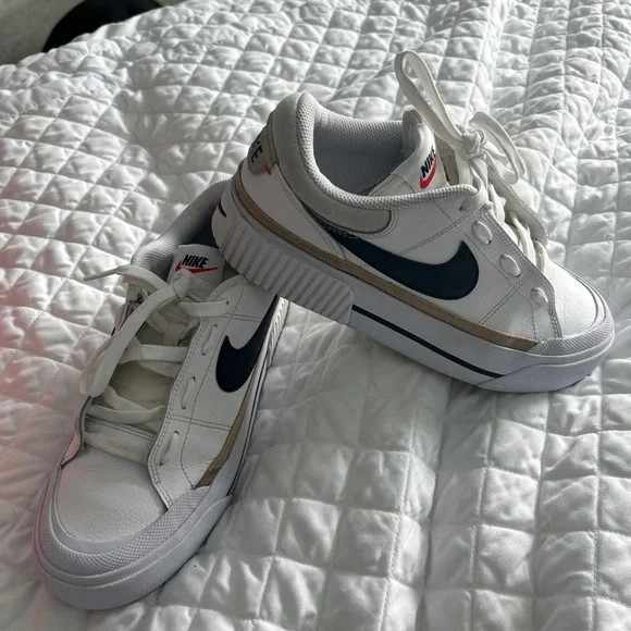Nike Legacy Court Lifts size 8 - Picture 1 of 7